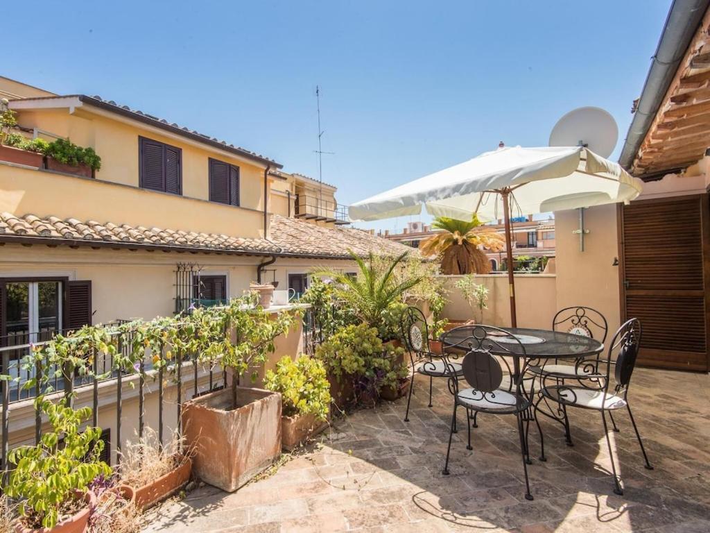 Apartment Condotti Terrace Ρώμη Εξωτερικό φωτογραφία