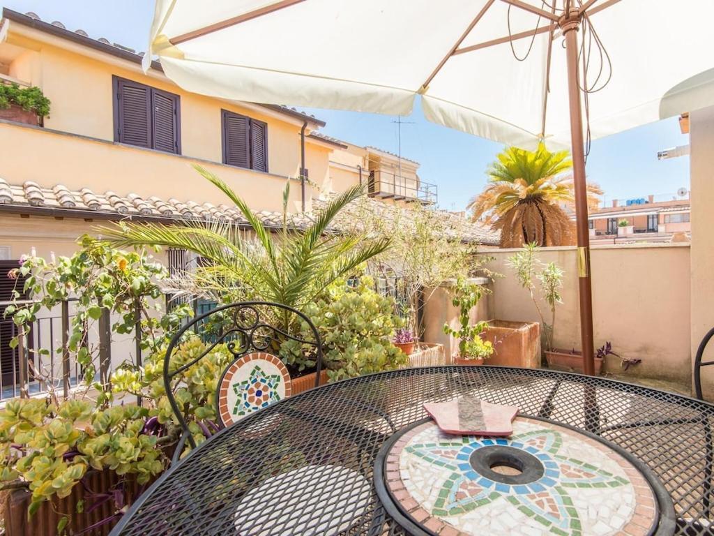 Apartment Condotti Terrace Ρώμη Εξωτερικό φωτογραφία