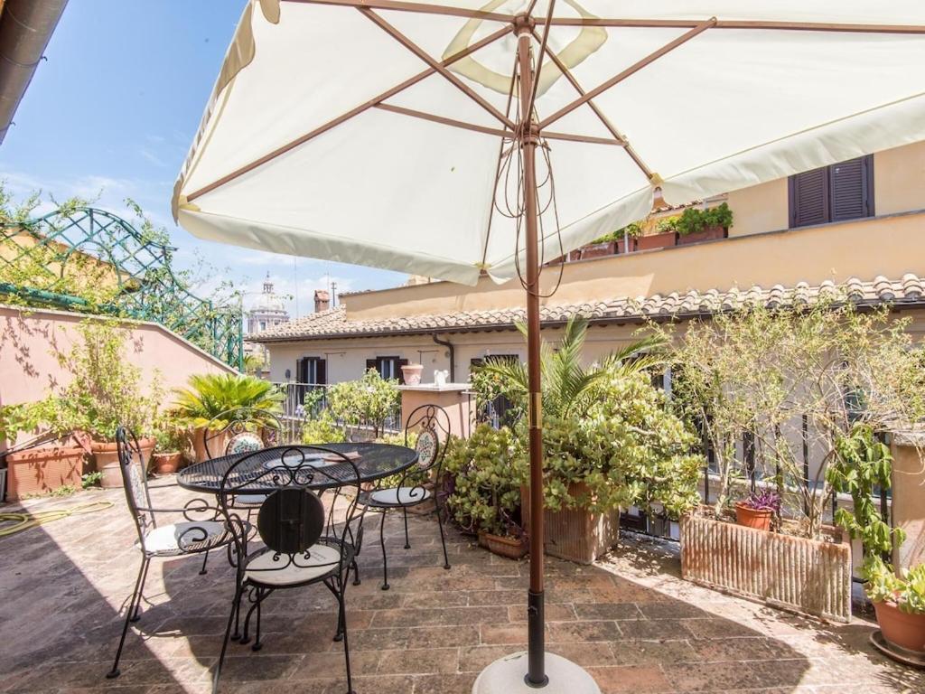 Apartment Condotti Terrace Ρώμη Εξωτερικό φωτογραφία